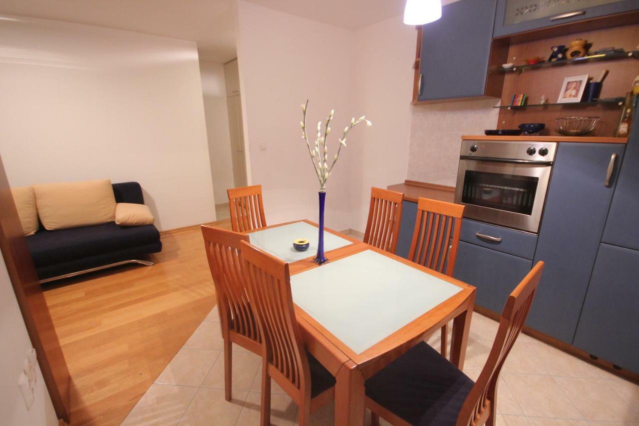 Apartment Karlo Near The Most Beautiful Beach Znjan Split Exterior foto